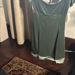 Elegant Green Velvet Dress